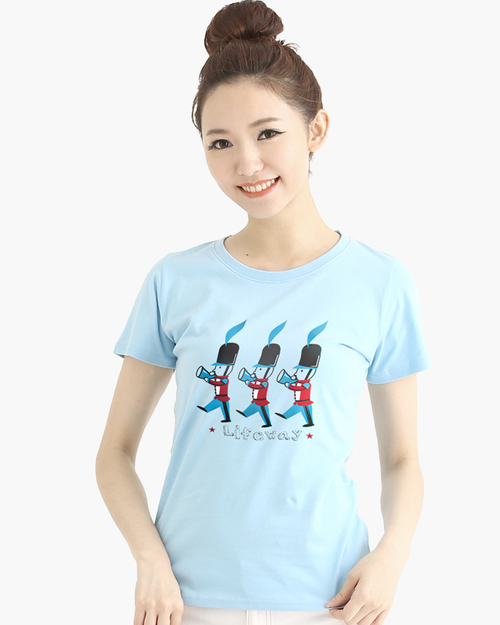 圓領T短袖/純綿/圖T款/可愛小衛兵/女-水藍  |女裝|夏日輕衫系列|純棉T恤系列